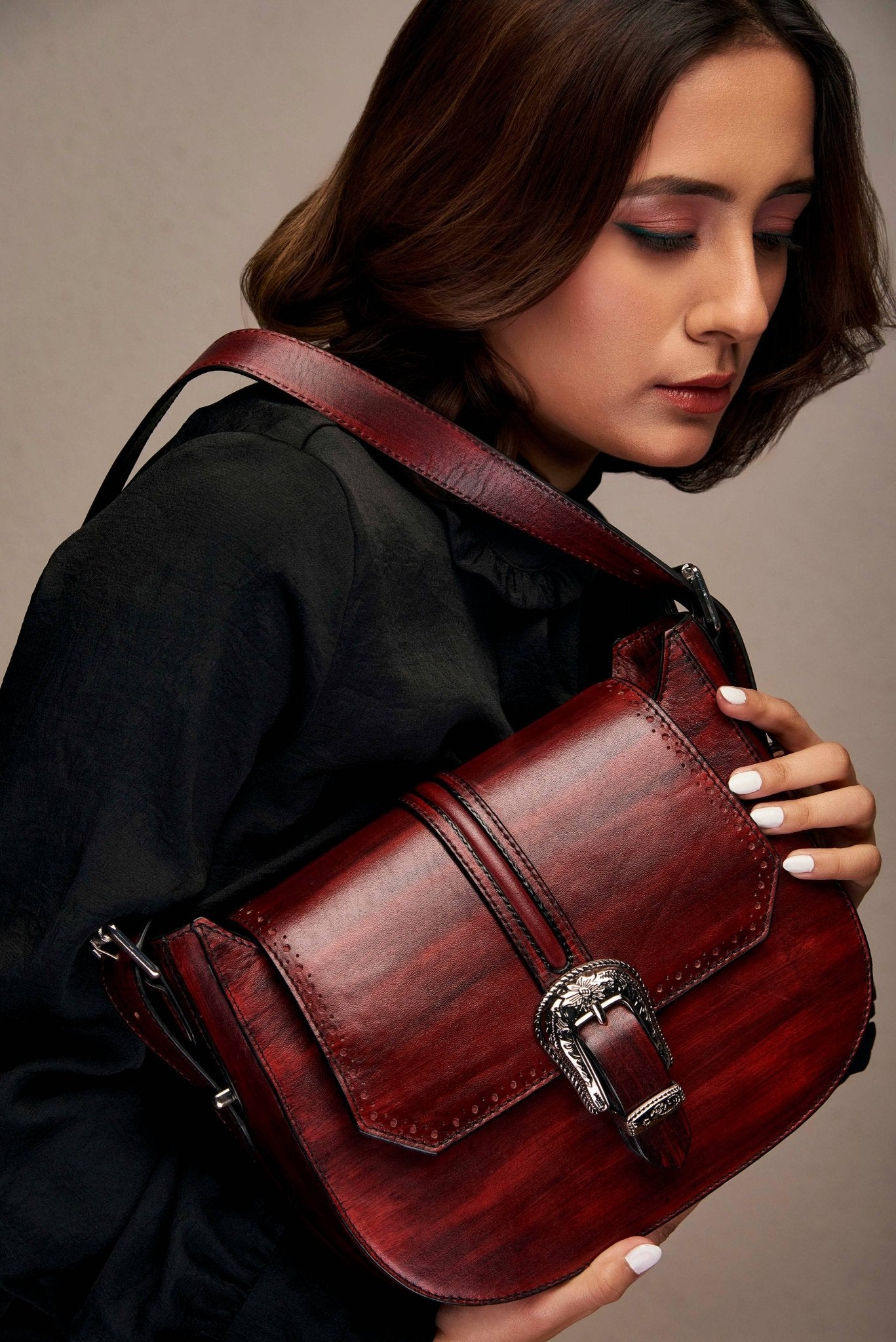 VEG TANNED LEATHER - Araani Design